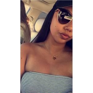 Meet your Posher, Lindsey